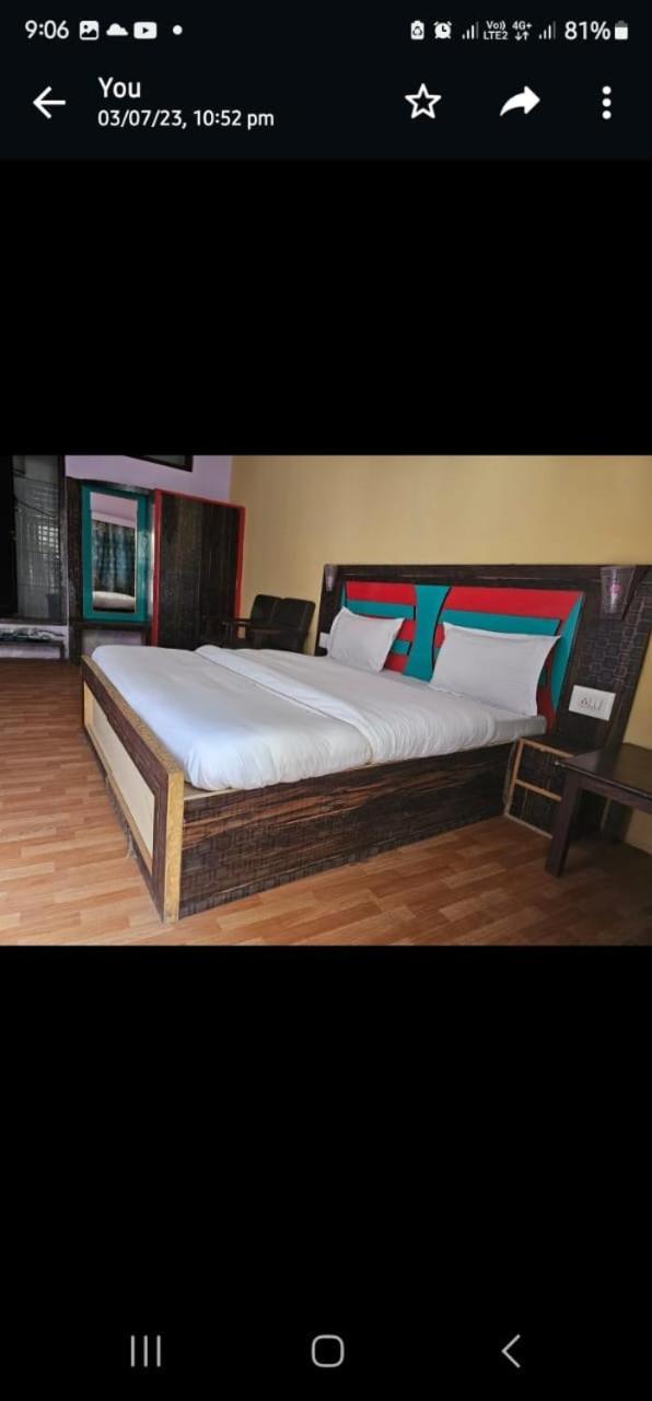 Hotel Afzal And Restaurant Kargil Bagian luar foto